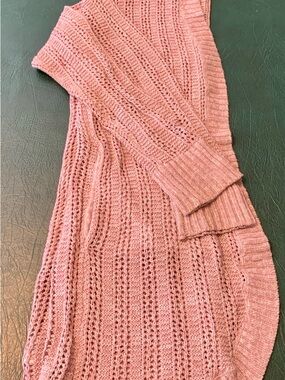 Women’s American Eagle Outfitters Pink Open-Knit Cardigan side pockets medium